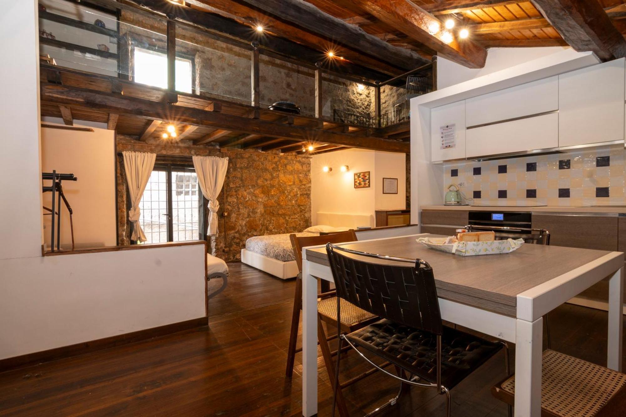 Maestosa Roccaforte Dei Principi, 3 Piani Tutti Per Voi! Sutri Exterior foto